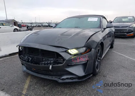 2019 Ford Mustang Ecoboost Premium z USA, uszkodzony, nr VIN 1FATP8UH2K5170170